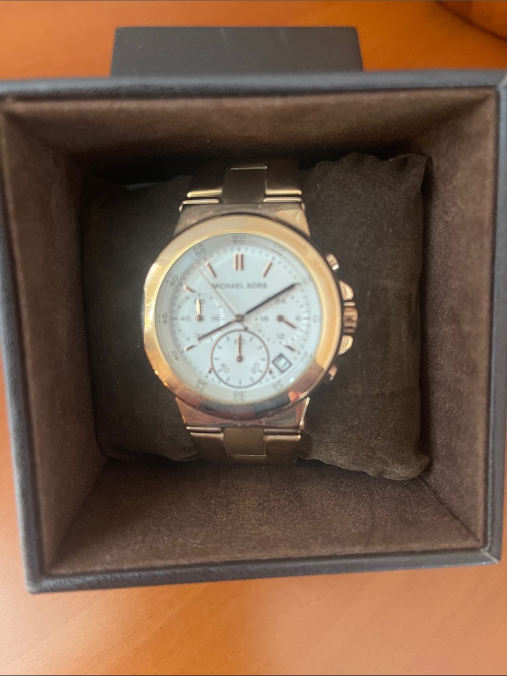 Michael Kors Rose Gold Tone Men’s Chronograph Watch with White Dial
